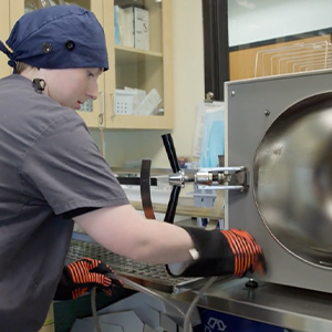 Thumbnail - Cleaning the Autoclave